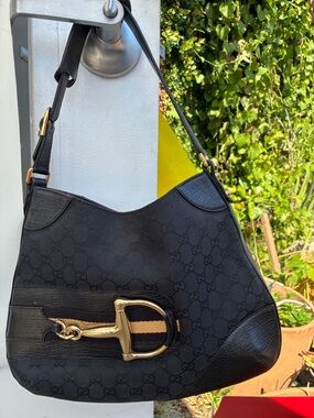 Gucci Black Hasler Shoulder Bag with Gold Horsebit Detail Y2K